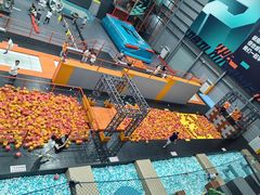 -极限PLAY运动娱乐新世界·团建派对潮玩休闲馆·室内蹦极高空游乐园