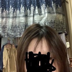 -FRIDAY星期五专业美发沙龙