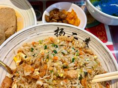 -扬二春炒饭(国庆路总店)