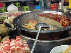 -四小区火锅·巷子里的重庆火锅(花照壁店)