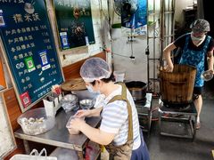 -梁阿婆廿年老牌扣肉糯米饭