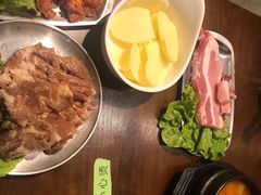 掌中宝-·缸桶屋·韩式牛肋条自助烤肉(西湖D11店)