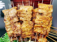 大片五花肉-金陵暴走小龙虾·迷踪蟹(凯德MALL店)