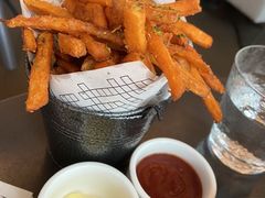 -玲婧胡同·生日蛋糕·餐厅(嘉里城店)