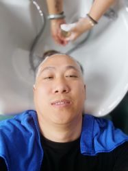 -V8潮牌·接发烫染连锁