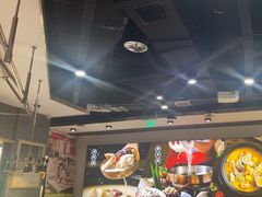 -洪氏嗨捞·猪肚鸡火锅(阳光天地店)