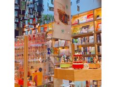 -猫的天空之城概念书店(杭州南宋御街店)