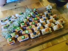 -Green Leaf Sushi l Kitsilano