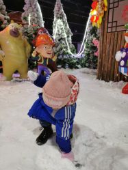 -圣名游乐城冰雪大世界