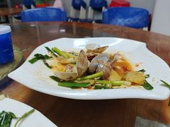 -田源农家饭店·窑鸡王·海鲜(东部湾·融创店)