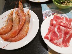 -金马门国际美食百汇(珞喻路店)