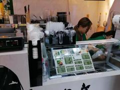 -津椰本·海南正宗椰奶清补凉(店一店)