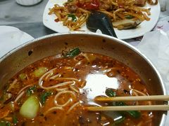 -红鼻子桂林米粉(金唐新光界店)
