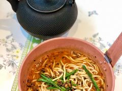 小锅米线-云海肴·汽锅鸡·云南菜(高德置地店)