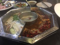 -重庆德庄火锅(体育中心店)