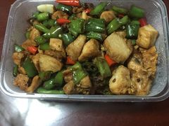 辣子鸡丁-江西炒粉瓦罐汤奉化牛肉面(邱隘镇中路店)