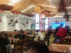 大堂-东北人家铁锅炖(鞍山路店)