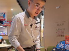 -海底捞火锅(新松江路生日主题店)