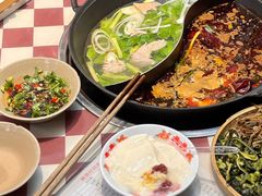 -赵美丽·重庆社区火锅·直营店(火车东站·中豪国际店)