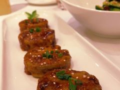 香煎鹅肝酱藕饼-醉辉皇上海之巅(上海中心大厦店)