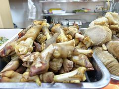 -吕记清真美食城(永兴服装街店)