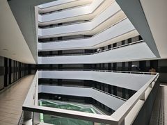 -麦哲伦丝绸度假村