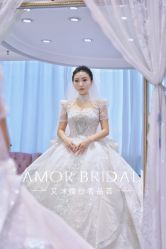 -AMOR艾沫婚纱奢品荟(设计师勒泰店)