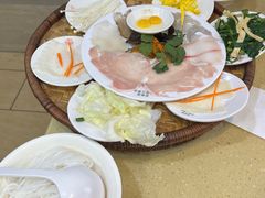 -桥香园云南过桥米线(金马碧鸡店)