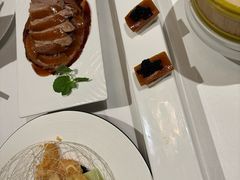 -贝勒爷·酥不腻烤鸭