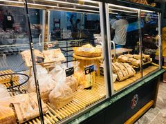 面包甜点陈列柜-东哥面包(江宁大润发店)