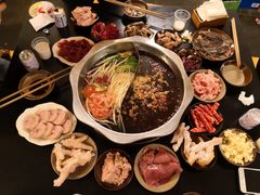 -岗上渣渣老火锅(两路口店)