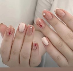 -UMl Nail 尤米美甲美睫半永久