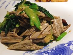 黑腐竹拌芥蓝-雲蜀龙阁·金牌水煮鱼(方庄店)