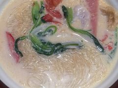 -张亮麻辣烫(上海国顺东路店)