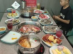 -金滏山烤肉·海鲜·火锅自助餐厅(襄阳万达店)