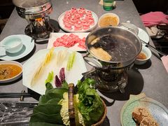 -鼎鼎香·港式火锅·臻选店(北京SKP店)