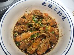 -靓虾二哥长沙地标小龙虾(五一广场店)