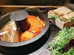 -晓宇重庆火锅(西安荟聚店)
