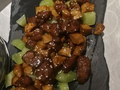 -湖庭壹品鸭王·传统北京烤鸭·别墅私房菜·庭院宵夜(江宁店)