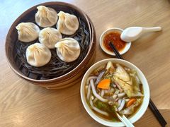 -佬钱湾仔(衣裳街店)