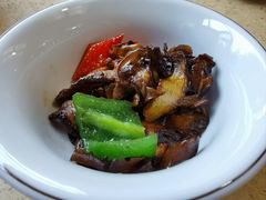 -东巴谷野生菌火锅餐厅