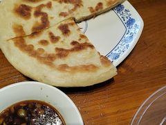 -老天桥酱肉烧饼夹肘子(天桥店)