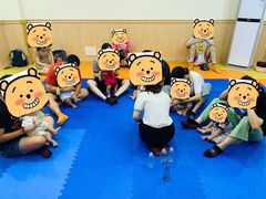 -哲学苑亲子园·早教婴儿托育·婴儿游泳(颐龙湾店)