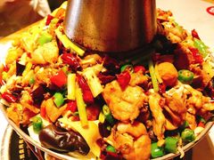 铜锅牛蛙-蛙蛙叫干锅年代(簋街总店)