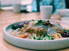 -关东小磨东北菜(上海长风大悦城店)