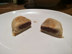 经典玫瑰鲜花饼-茶花妹子云南餐厅(传媒大学店)