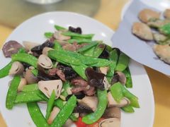 鲜菇兰豆炒牛肉-大笑饭堂(甲子桥店)