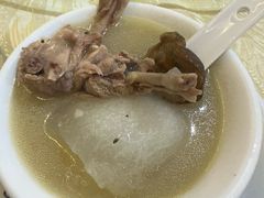 -红旗山庄(圭峰山店)