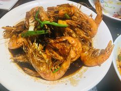 油爆基围虾-老头儿油爆虾·知味杭州(爱琴海购物中心)