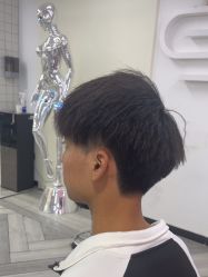 -米娜护肤造型
